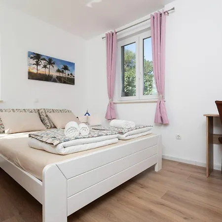 With Parking Spaces Baska, Krk - 19529 * Baška